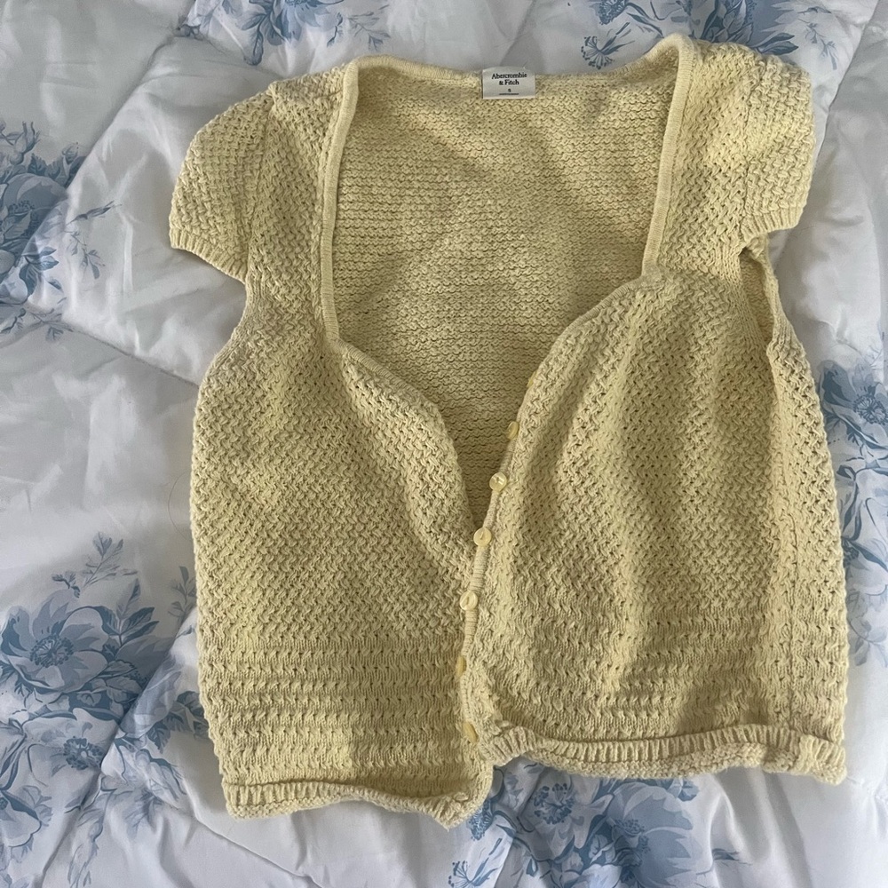 Abercrombie & Fitch Cream Cardigan Sweater